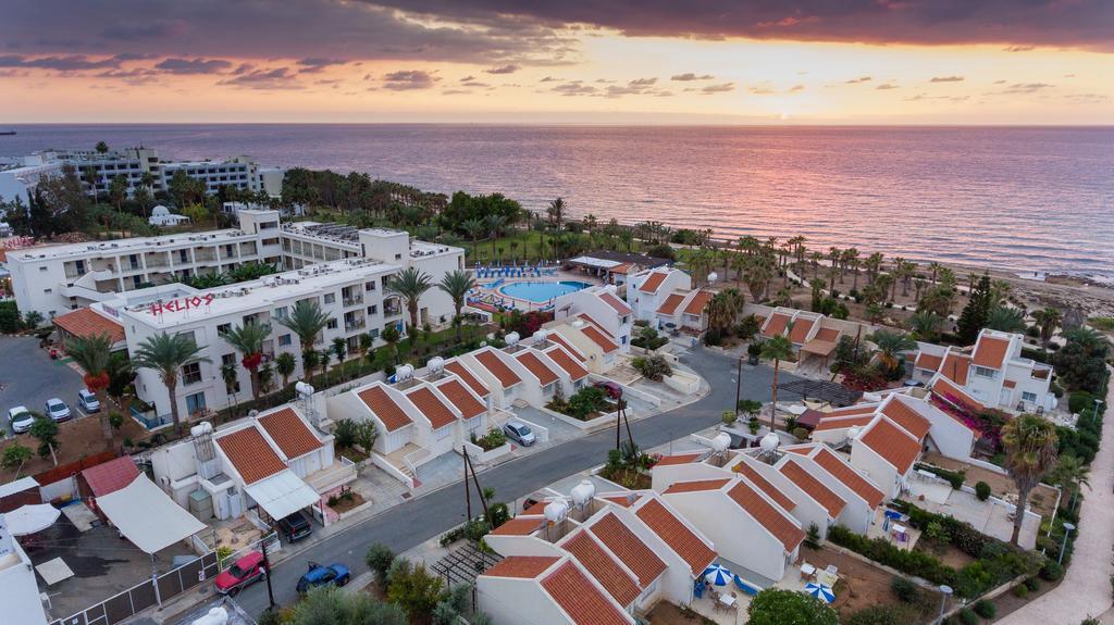 Helios Bay Hotel And Suites Paphos Exterior photo