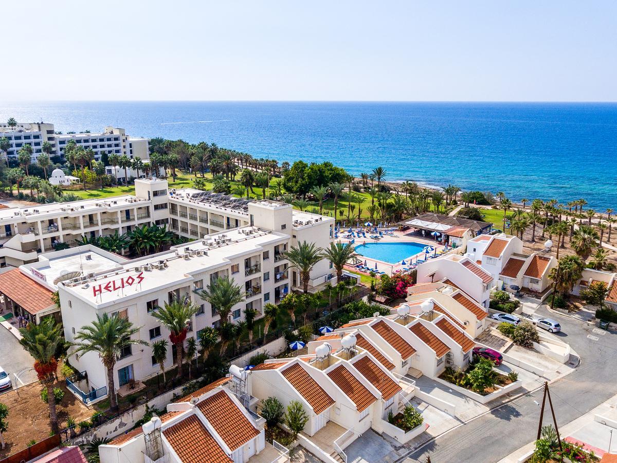 Helios Bay Hotel And Suites Paphos Exterior photo